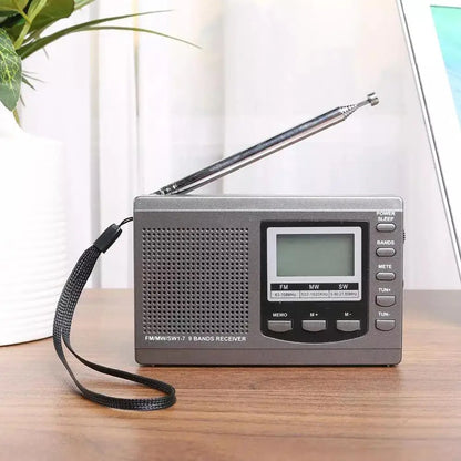 Protable Radio FM MW SW Digital Alarm Clock FM Radio Receiver with Earphone