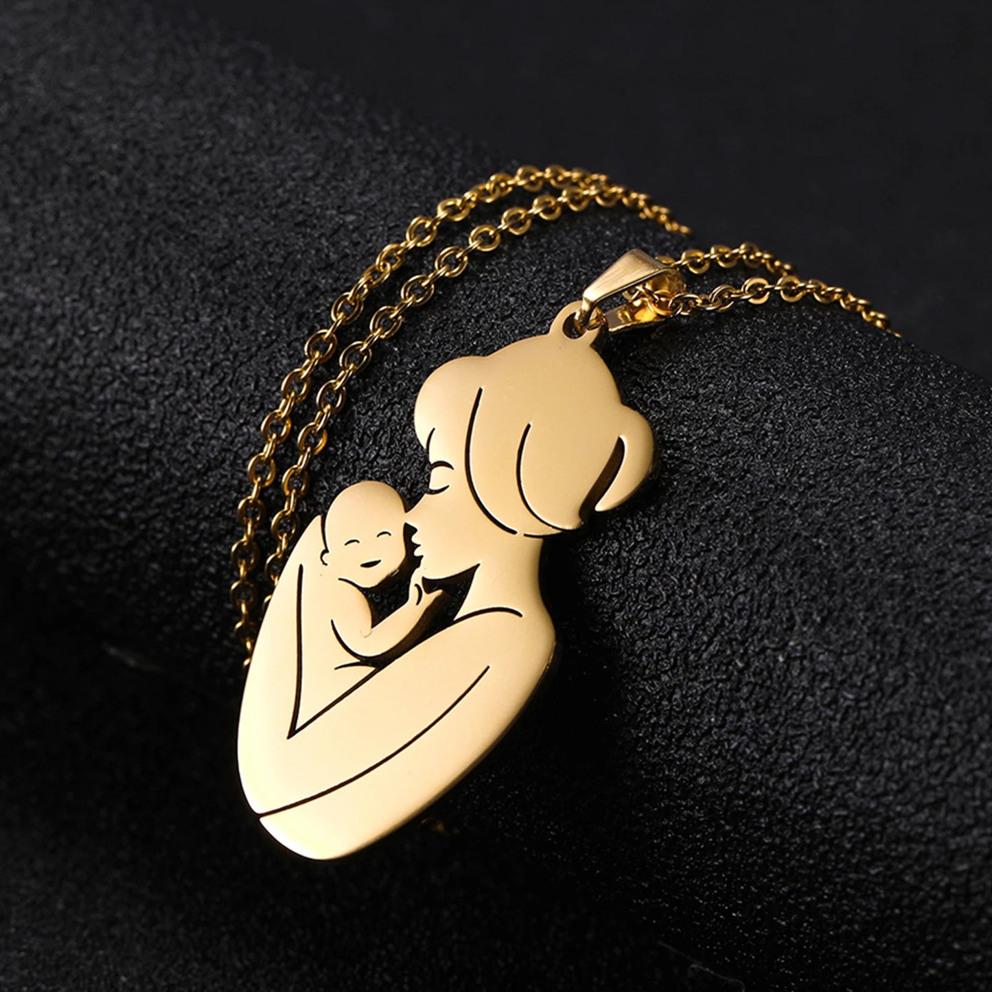 Teamer Family Baby Mom Mother Necklace Stainless Steel Pregnant Love Heart Pendant Neck Chain Women Jewelry Mother's Day Gifts