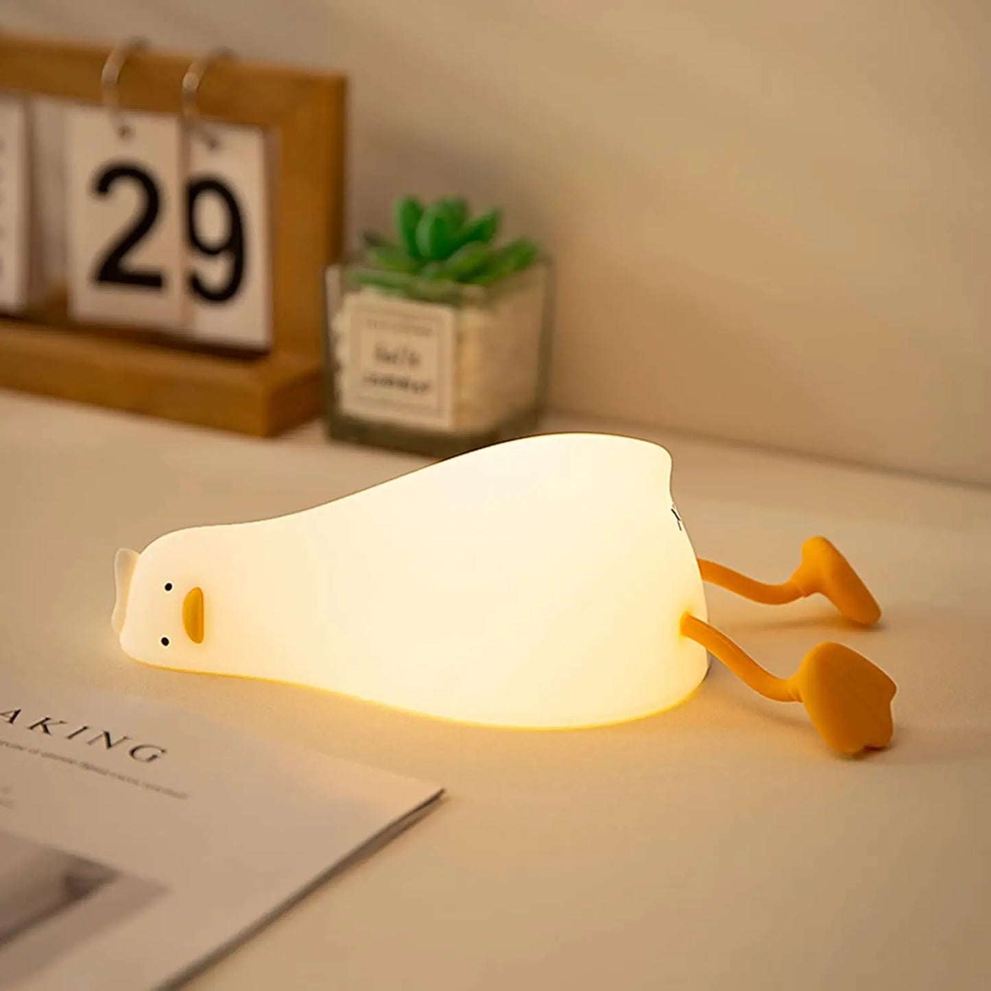 Cute silicone lamps shaped like a lying duck
