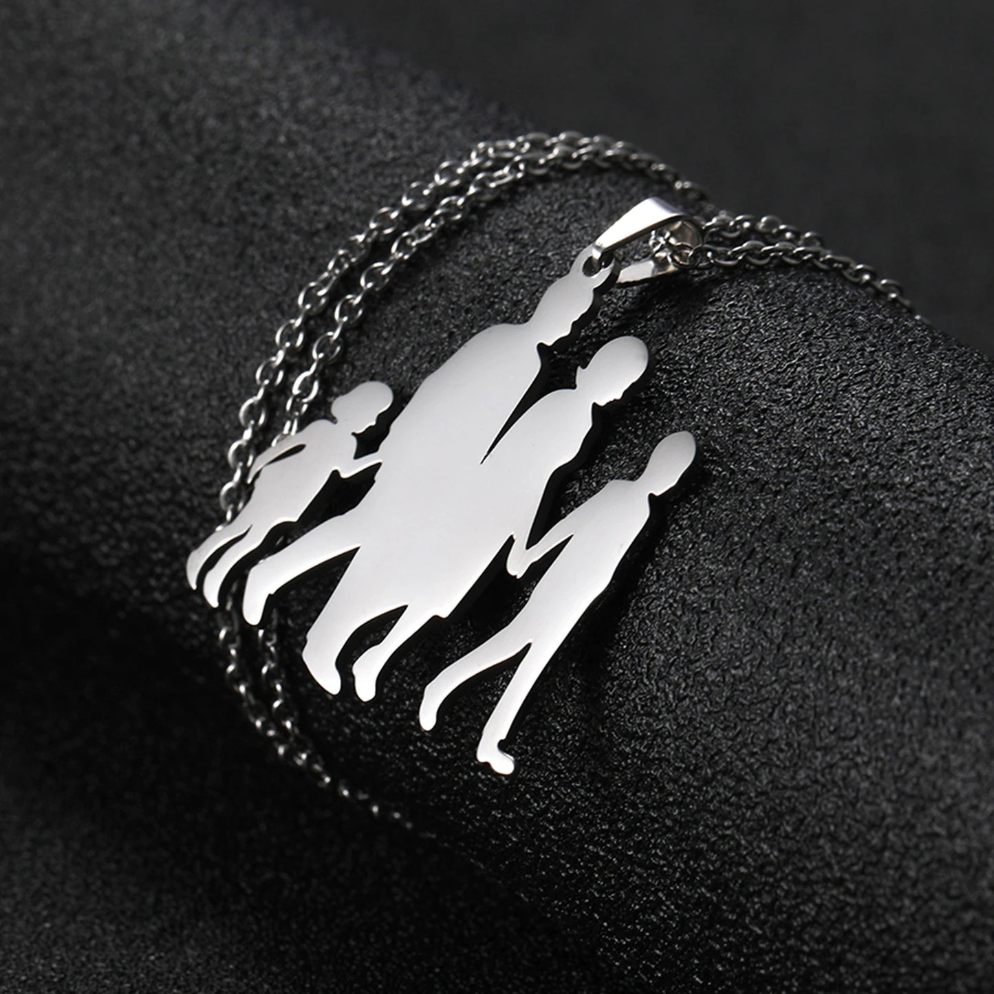 Teamer Family Baby Mom Mother Necklace Stainless Steel Pregnant Love Heart Pendant Neck Chain Women Jewelry Mother's Day Gifts