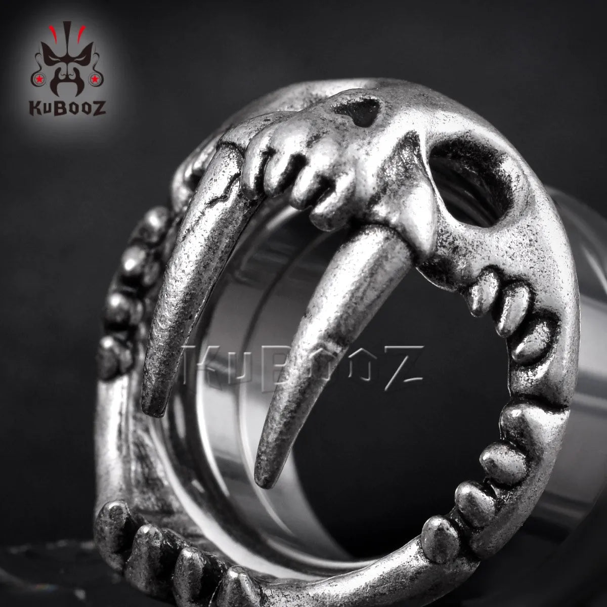 KUBOOZ New Ear Piercing Tunnels Plugs Skull Expander Gauges Stainless Steel Stretchers Jewelry Earrings 2PCS