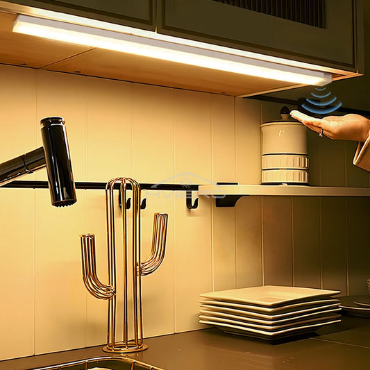 Rechargeable night light with motion sensor