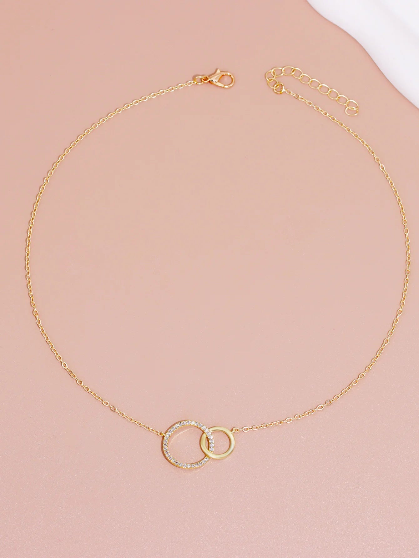 Edelstahlhalsketten für Damen, modische dünne Kette, minimalistisch, zierliche Halskette mit Doppelkreis-Anhänger am Hals, Schmuck